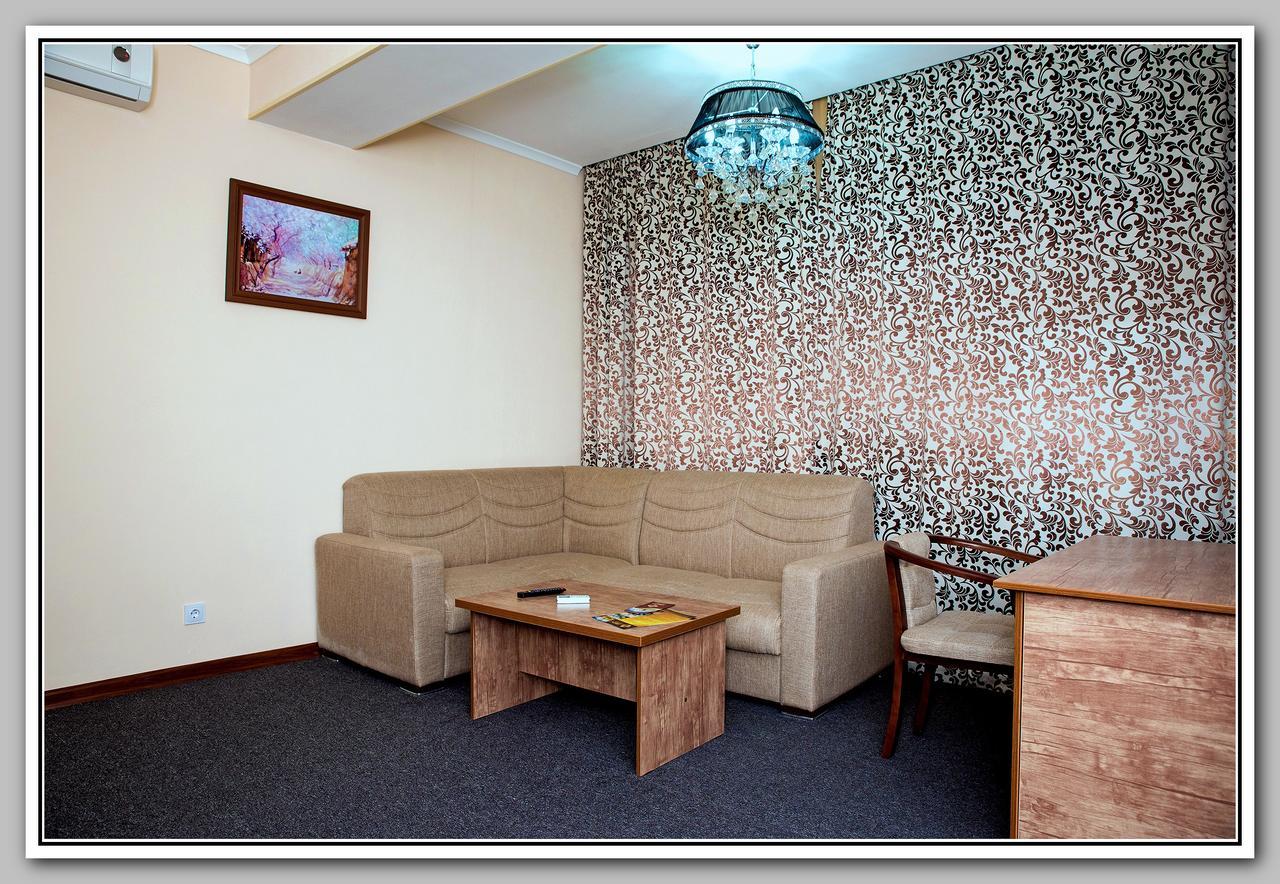 Hotel Bek Samarkand Ngoại thất bức ảnh